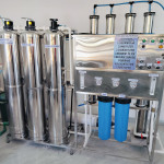 1000 LITRES PER HOUR REVERSE OSMOSIS MACHINE /BOREHOLE WATER PURIFIER